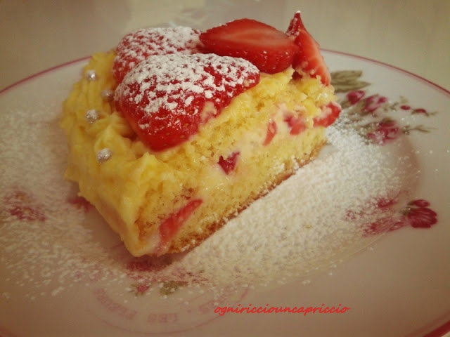 ricetta torta crema fragole fetta