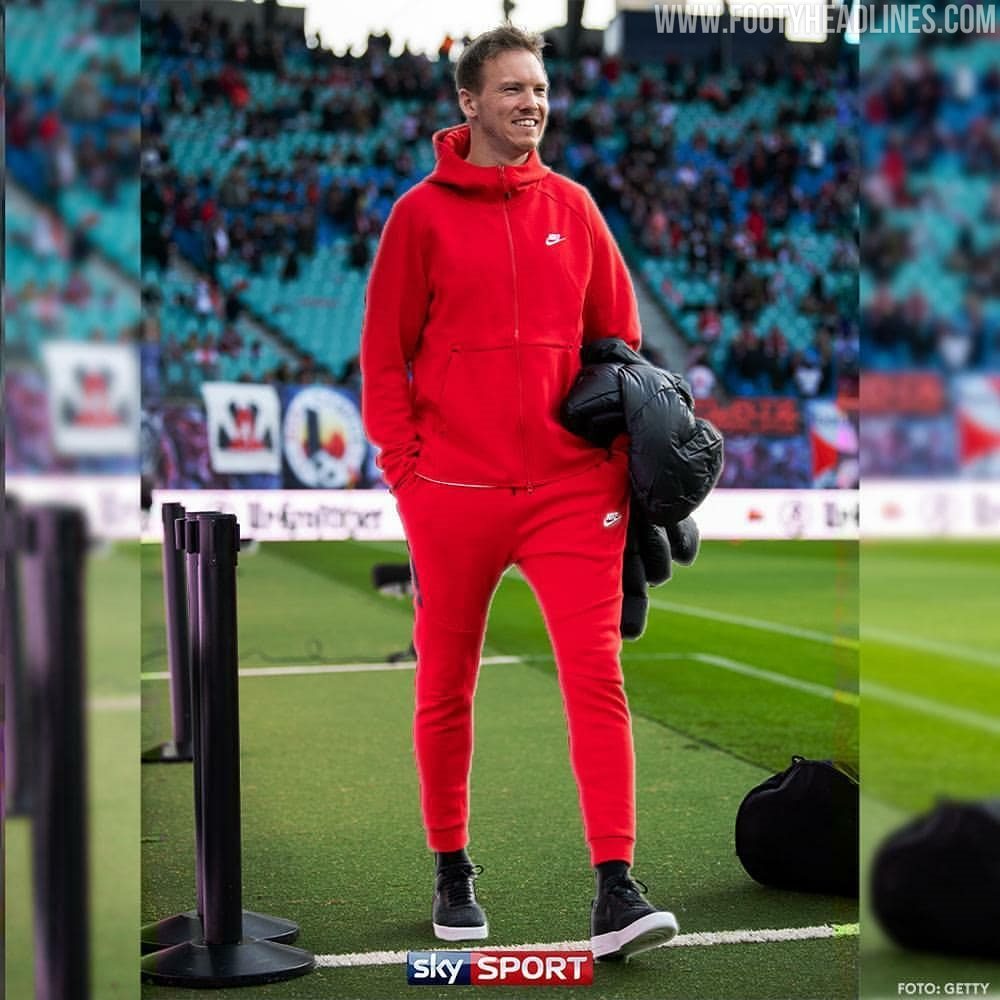 Sign To His Players? RB Leipzig Coach Nagelsmann Wears All ...