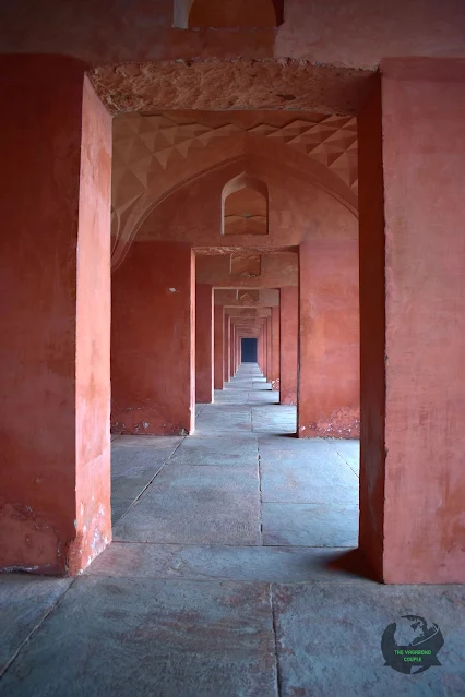 Taj Mahal: Corridors of the Forecourt (Jiluakhana)