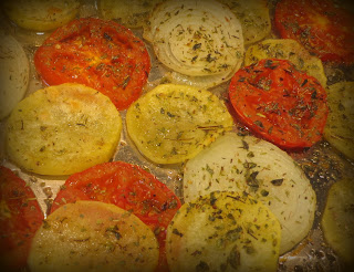 Bandeja de tomates al horno