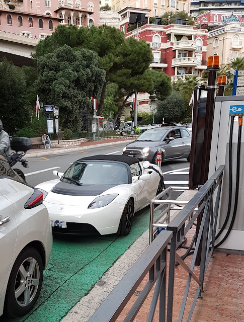 Tesla Roadster in Monaco