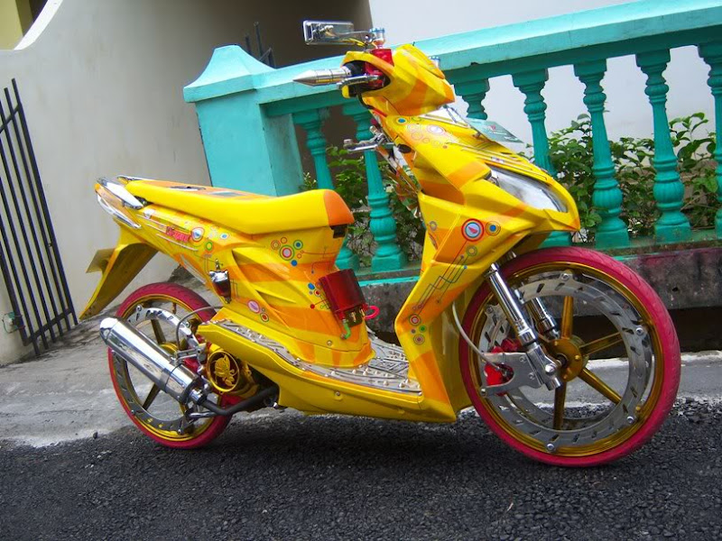 Modifikasi Honda Beat Velg 17 Reviewed by Rully Winarto on Sunday  title=