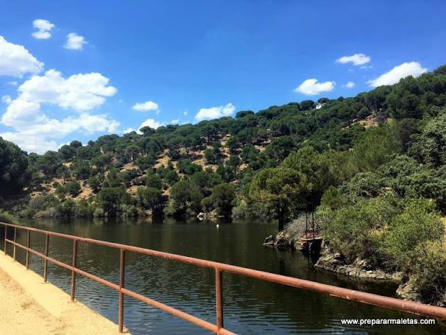 senderismo por el embalse de Picadas