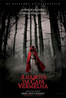 poster filme a garota da capa vermelha