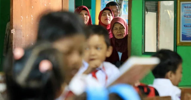 5 Kesalahan Orang Tua saat Anak Baru Masuk Sekolah