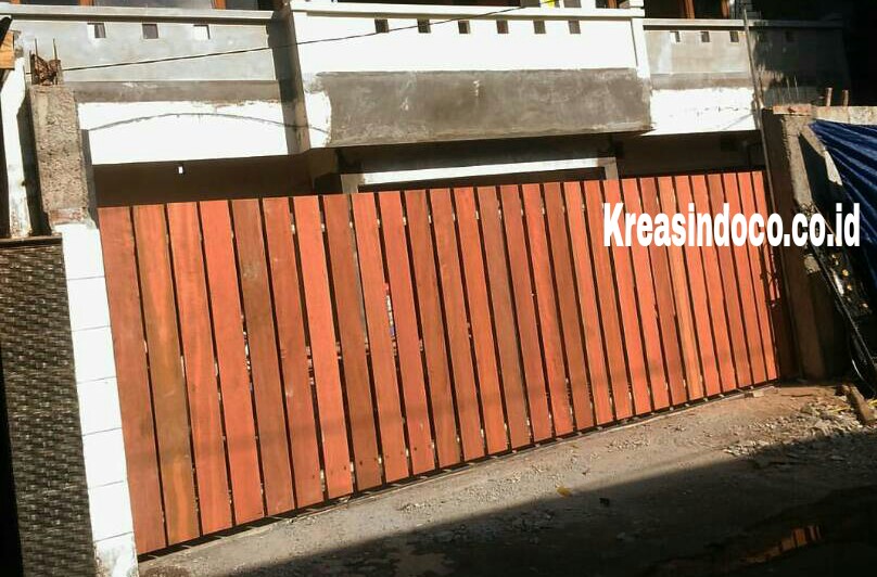  Pintu Besi Kombinasi Kayu Pemasangan Pejaten Pasar Minggu 