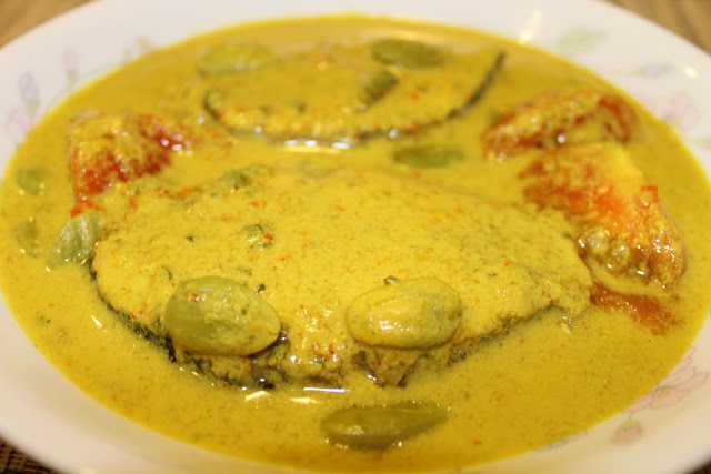 Masak Lemak Cili Padi Ikan Tenggiri dan Petai - Azie Kitchen