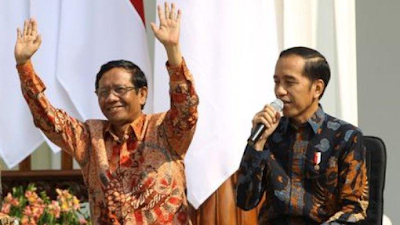 Mahfud MD Ambil Jarak, Menyiratkan Kehancuran Negara Ada di Pundak Jokowi