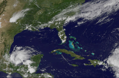 TORMENTA TROPICAL BARRY A PUNTO DE TOCAR TIERRA EN VERACRUZ, MEXICO, 20 de Junio 2013