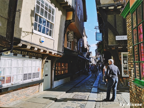 Shambles-strada-medievala-York