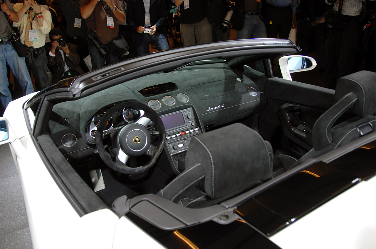 Gallardo Spyder Interior