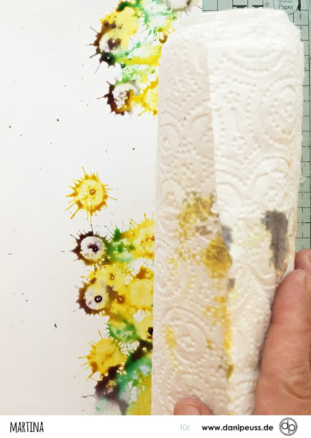 https://danipeuss.blogspot.com/2017/07/layout-mit-distress-stains-und.html