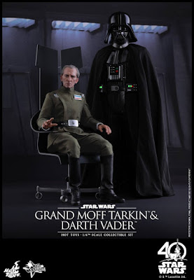 Imágenes de Grand Moff Tarkin y Darth Vader 1/6 Scale - Hot Toys