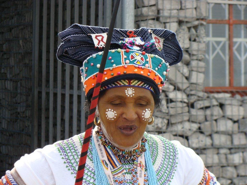 Cape by Design Tours: Xhosa Women delight in Traditional Dress