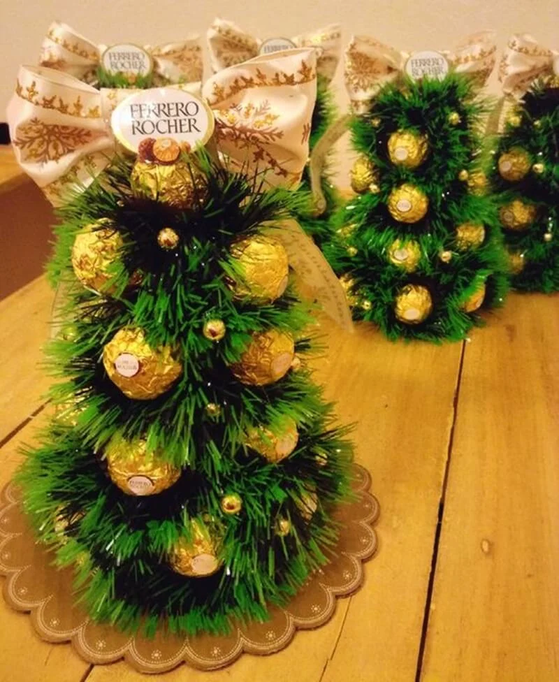 Mini Árvore de Natal Decorada com bombons