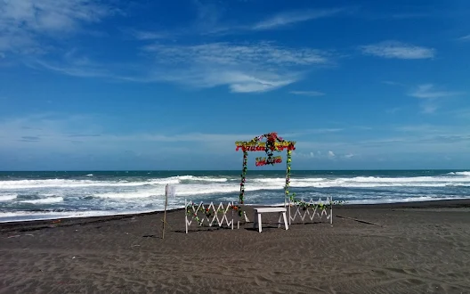 Wisata Pantai Depok