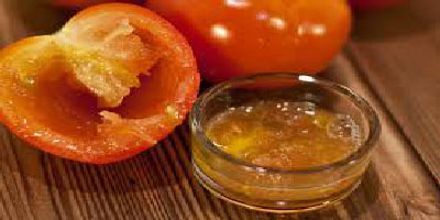 Honey and tomato face mask