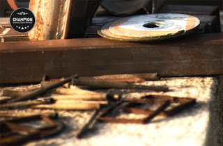 How to repair rusted garage doors