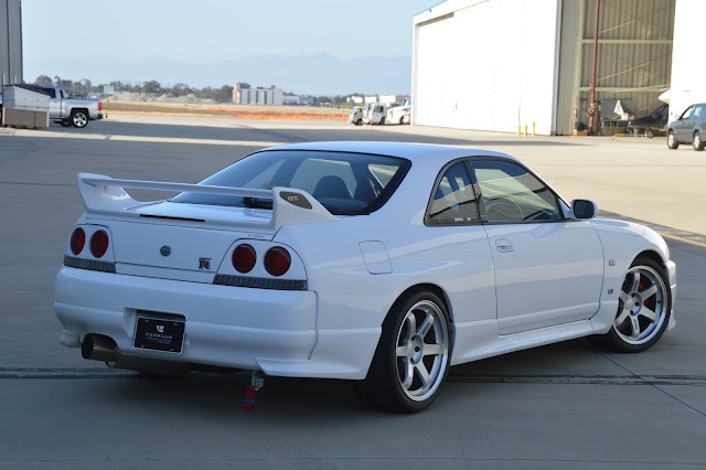 R33 Nissan Skyline Gt R Buyers Guide 1995 To 1998 nr33 Nissan Skyline Gt R S In The Usa