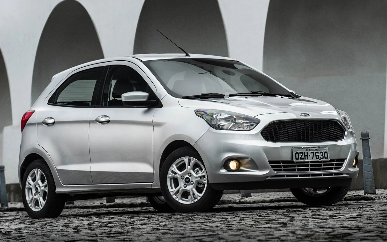 Novo Ford KA 2015