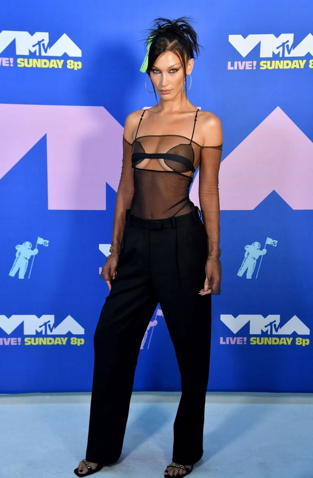 Bella Hadid – 2020 MTV Video Music Awards