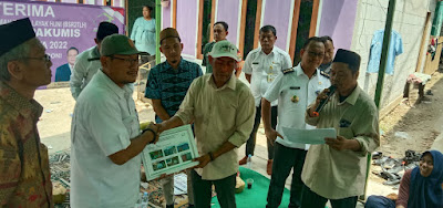 Serah Terima Program Gebrak Pakumis di Desa Rawa Boni Tangerang