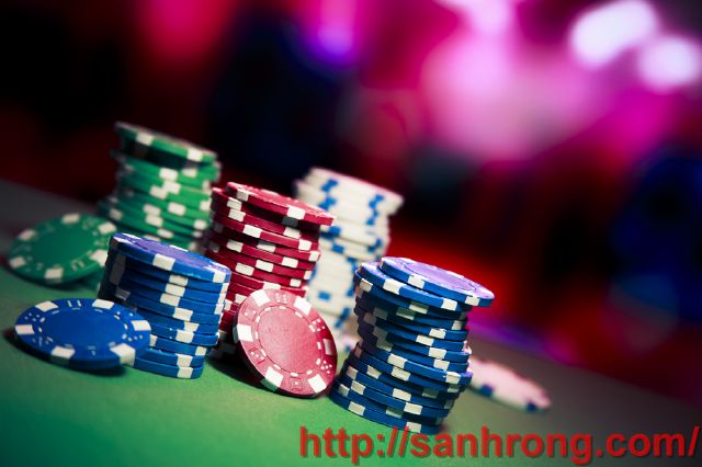 Chơi Game bài Poker online và giành chiến thắng đơn giản với sự tự tin của mình