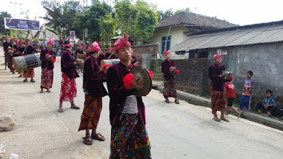 Rumah adat Limbungan, rumah adat lombok, destinasi wisata adat, wisata budaya, rumah adat lombok timur, pariwisata rumah adat, rumah adat asli lombok