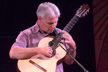 Kenny Hill, Signature guitar, stand up guitar, classical guitar, double top guitar, nomex, hill guitar company