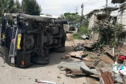 Mobil Box Tabrak Bengkel Di Tuban, Satu Korban Meninggal