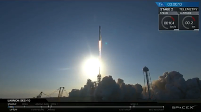 SpaceX clearing the tower