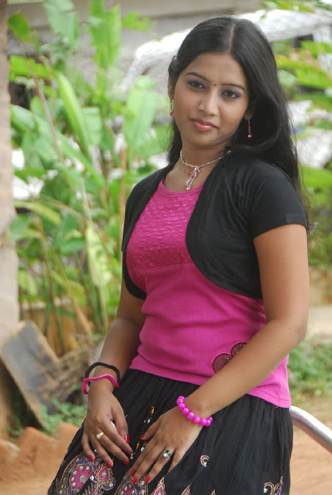 priya teen priya actress wallpapers