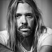 Biography of Taylor Hawkins | Cause of Death | Death | Death reasons | Wife | Age | Net Worth| Young | Queen | Kids