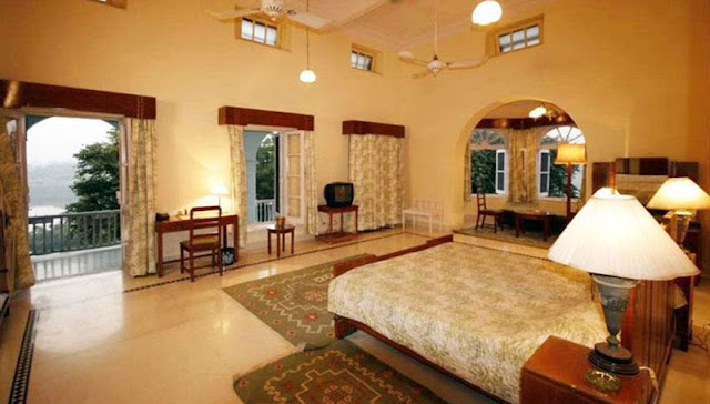 Luxurious bedroom of Brij Raj Bhawan