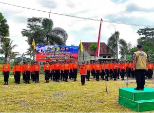 SENKOM MITRA POLRI Provinsi menggelar Latihan Gabungan SAR di Karanganyar untuk Tingkatkan Kesiapsiagaan Bencana Anggota.