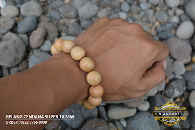 Gelang kayu Cendana Super