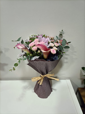 Ramos florales en diferentes formas y colores