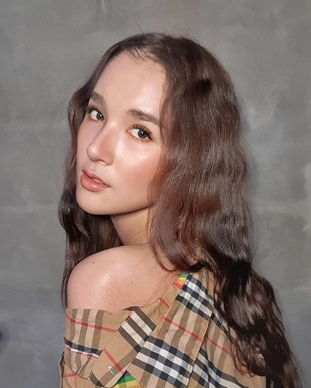 Benz Thipsuda – Most Beautiful Thai Trans Model Instagram