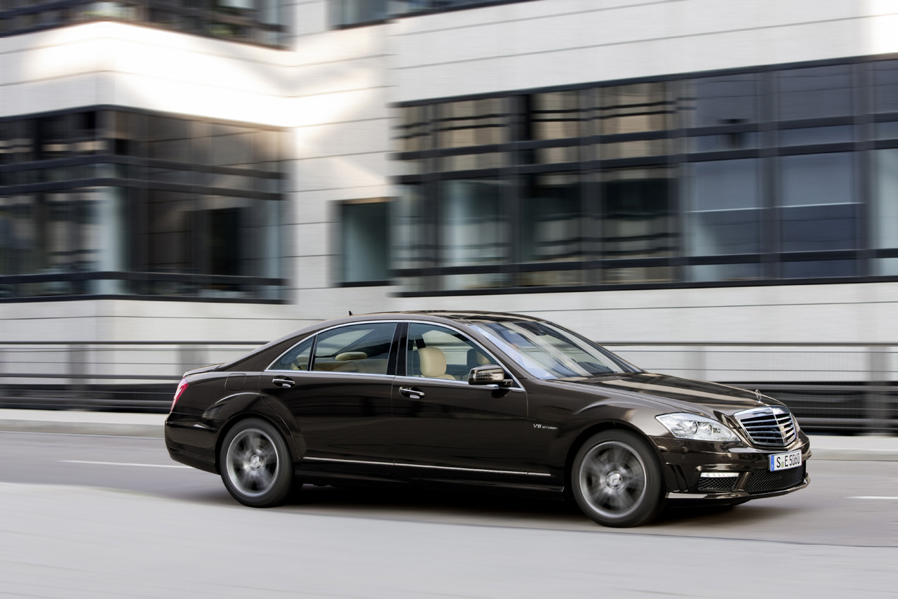 2011 MercedesBenz S63 AMG