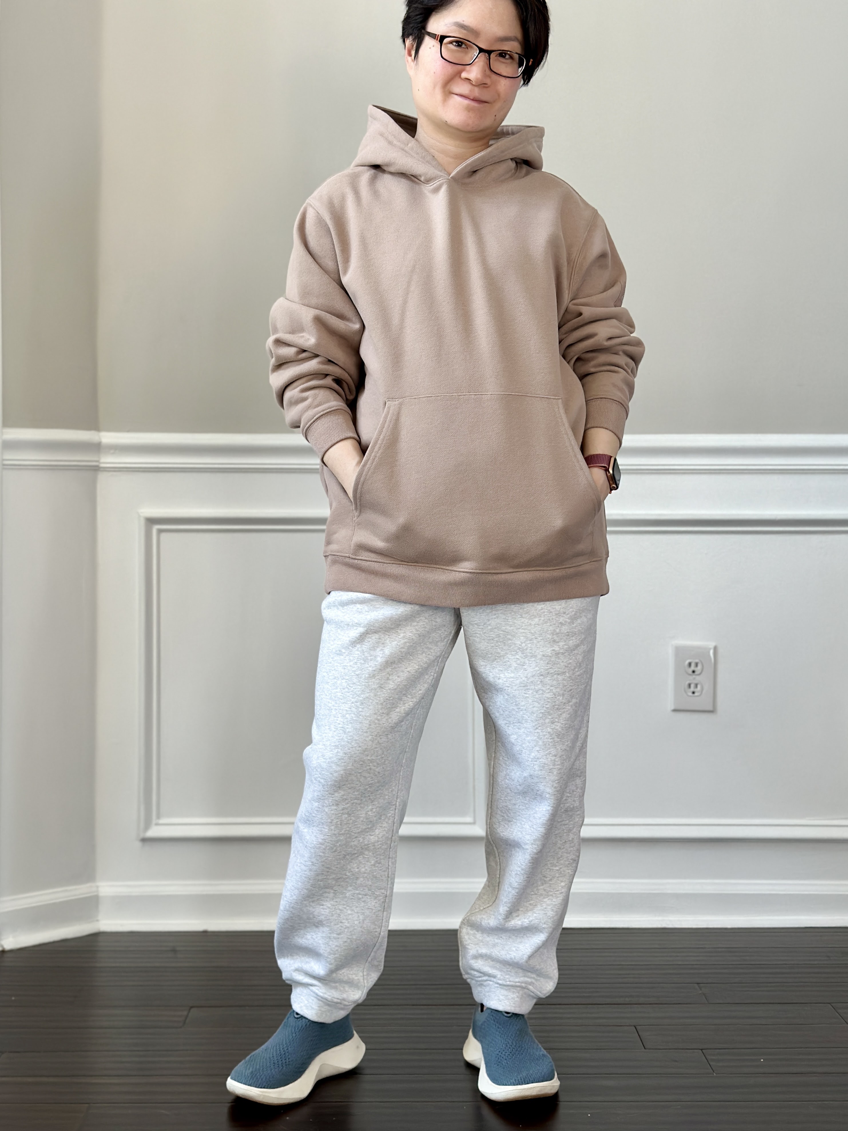 What has been your experience with this hoodie? : r/aloyoga