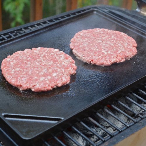 Smash burgers on the pk grill with kingsford charcoal