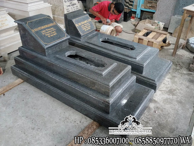 Tradisi Menjelang Ramadhan | Memperbaiki Kuburan Keluarga Dengan Makam Marmer Dan Granit