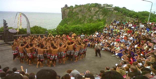 Bali Kecak dan Tari Api 