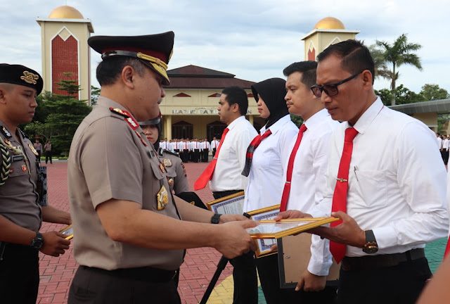 85 Personel Polri Berprestasi, Diberikan Penghargaan Kapolda Banten