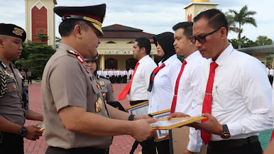 85 Personel Polri Berprestasi, Diberikan Penghargaan Kapolda Banten