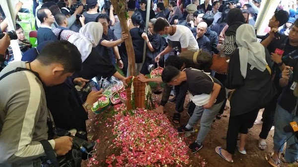 Tanda-tanda Kepergian Ria Irawan, 40 Hari Sebelum Meninggal