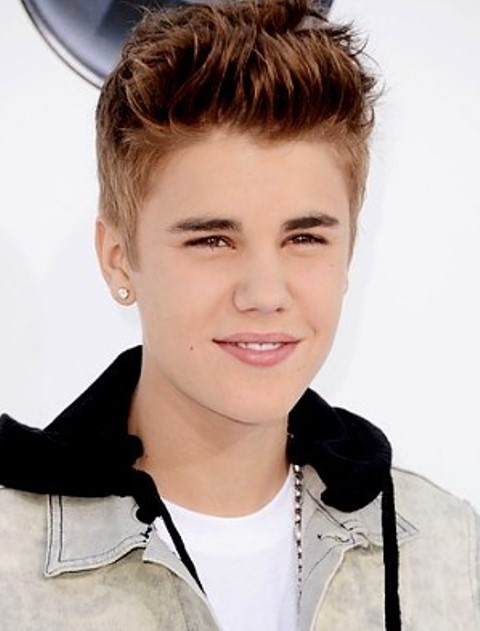 12 Model  Rambut  Justin  Bieber  yang Inspiratif dan 