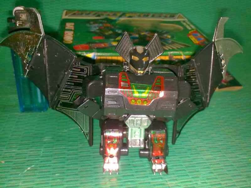 JADULCOLLECTIBLES: Mainan Jadul Robot Kelelawar /bat Robo