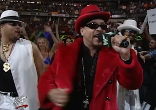 WWE / WWF Wrestlemania 2000 - Ice T performed The Godfather's theme from WWF Aggression album