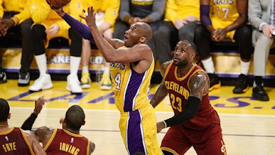 Kobe Bryant and Lebron James staples centre